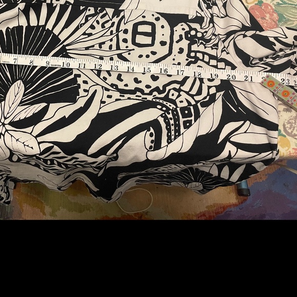 Summer cruise wear Additions by Chicos Black and White Jacket size3
Lightweight - Picture 2 of 5